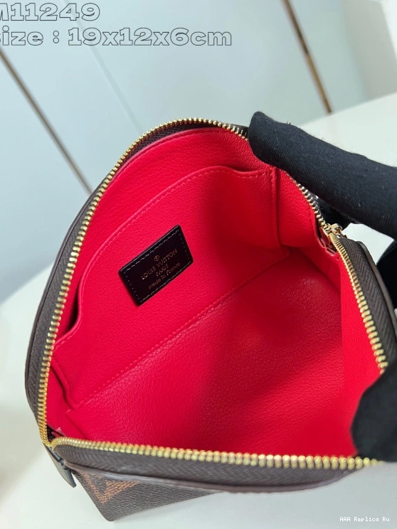 AAA Pruses Bags Cosmétique PM Pochette Vuitton Louis 0716